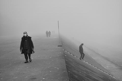 堤坝 by Yiyuzhichi